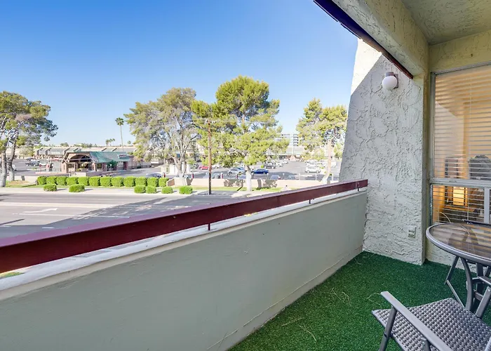 Cozy Couple's Condo! Walk To Old Town * Scottsdale